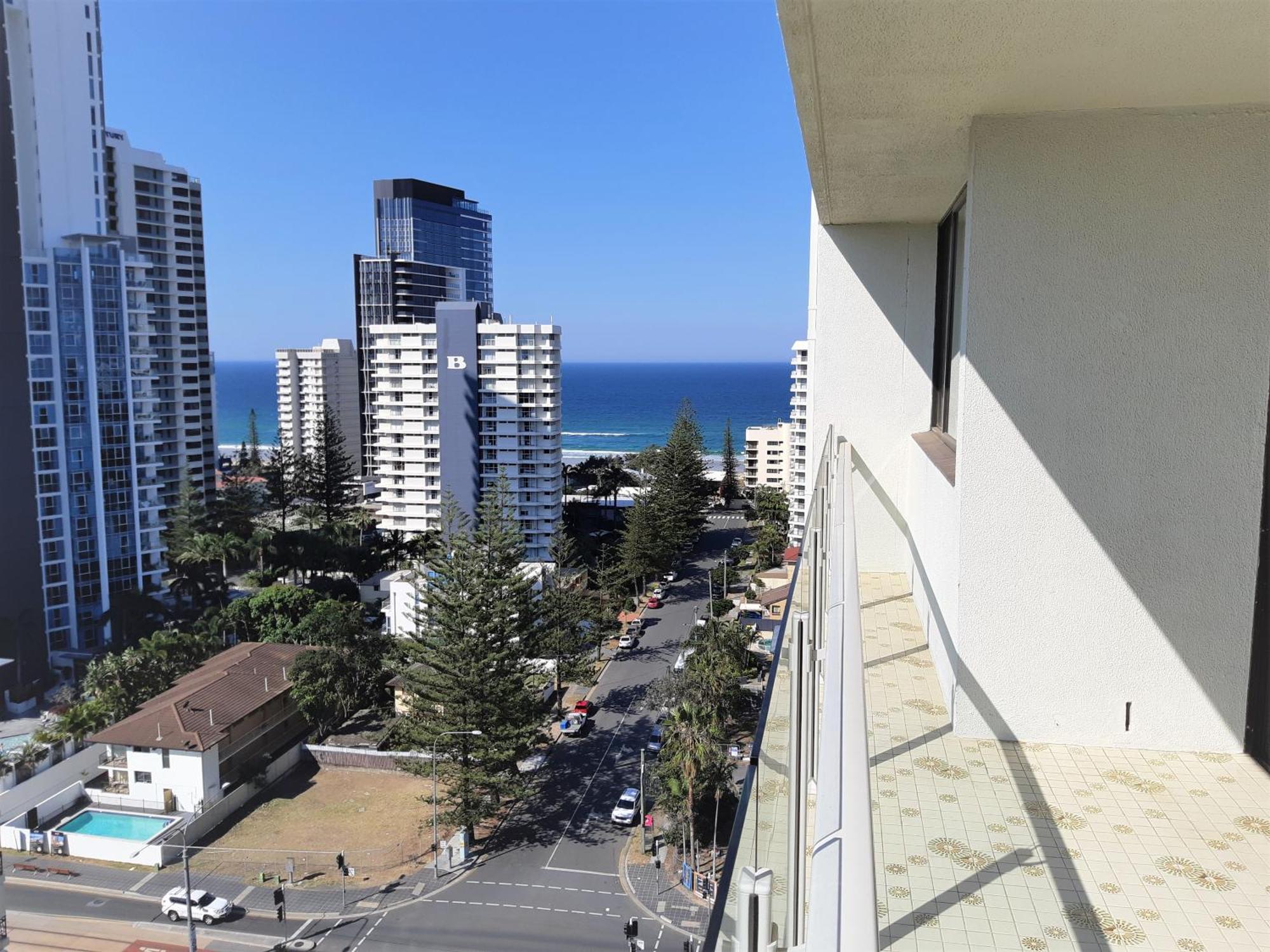 Surfers Chalet Gold Coast Room photo