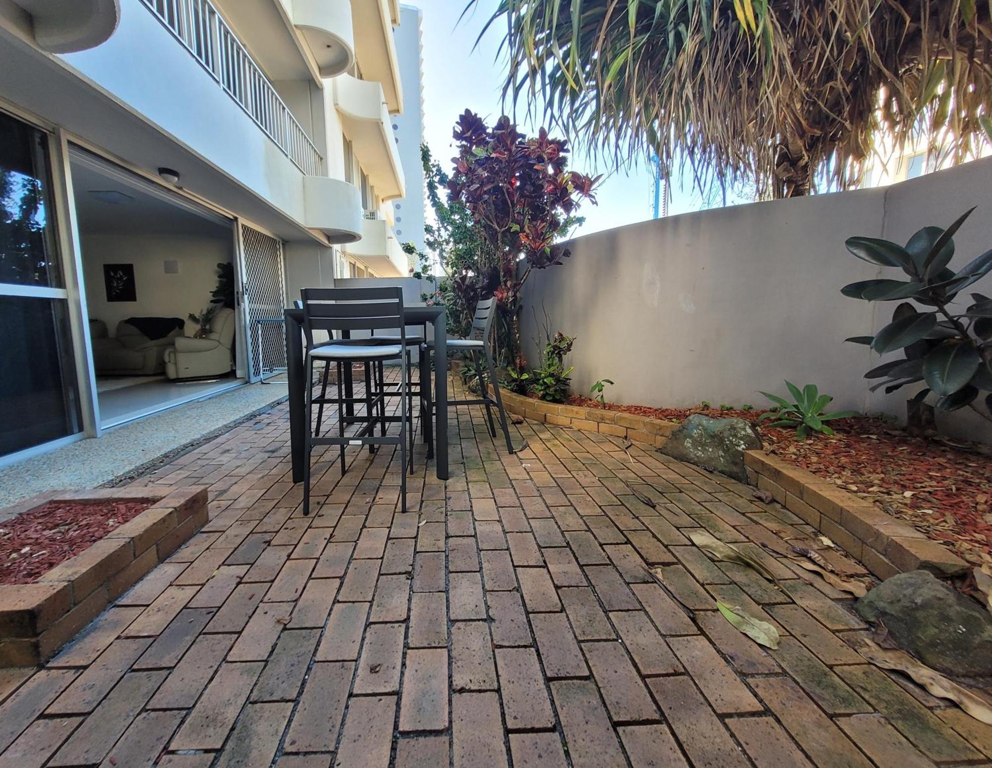 Surfers Chalet Gold Coast Room photo