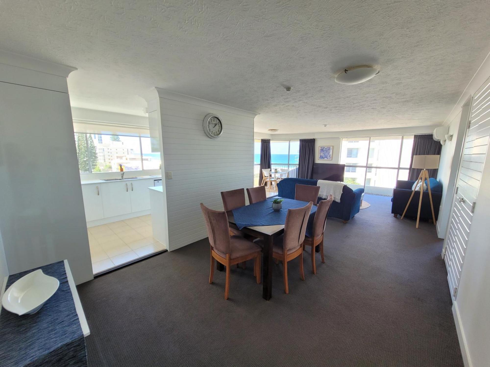 Surfers Chalet Gold Coast Room photo